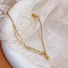 1 Stück Damen Armband aus doppelschichtigem Edelstahl, 18 Karat Goldanhänger mit Lippen- und Schlangenknochenform als Geschenkschmuck