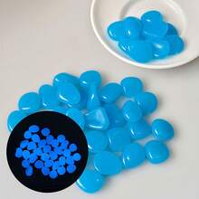 200 piezas de piedras de resina artificial que brillan en la oscuridad, piedras decorativas luminosas para jardín al aire libre y paisaje, accesorios creativos DIY, resistentes al agua y a golpes, multicolor, adecuadas para estanques, patios y senderos de Halloween