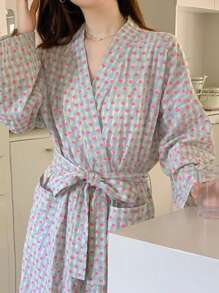 1 szt. Słodki i czarujący szlafrok nocny, nowy styl wiosenny i jesienny, wzór w kratkę w kształcie serca, elegancki i luźny, wygodny i swobodny, średniej długości strój domowy. Powrót do szkoły