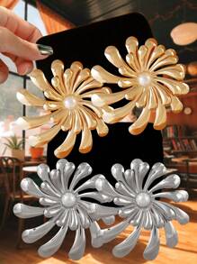 2 paires de boucles d'oreilles à tige exagérées à motif floral doré et argenté, accessoires de mode pour femmes et filles, convenant pour le quotidien casual, les fêtes et les robes du soir