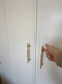 1pc French Luxurious Small Cabinet Door Handle, Gold Color Drawer Pulls, Retro Wardrobe Cupboard Door Handles