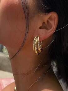 Übertriebene goldfarbene C-förmige Ohrringe mit Hänger für Frauen, modische vintage runde Kreis-Creolen Ohrringe, koreanischer Party-Schmuck