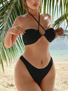 Bikini camisola con espalda halter en color sólido, conjunto de tres piezas que incluye top cruzado, braguita de bikini de corte alto y braguita de malla de gran tamaño. - Negro - Ver 2