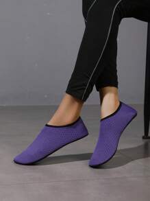 Zapatos de agua negros para mujer, zapatos deportivos y casuales para natación, zapatos acuáticos antideslizantes para senderismo, adecuados para vacaciones, viajes, playa, yoga, pesca al aire libre
