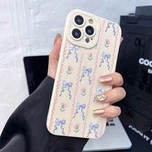 Funda elegante y llamativa con lazo azul. Diseño único y sofisticado. Compatible con muchos modelos de phone: 11/12/13/14/15/16 Pro Max Plus, Galaxy S22/S23/S24 FE, S24 Plus/S25 Ultra/Edge. - Blanco - Ver 2