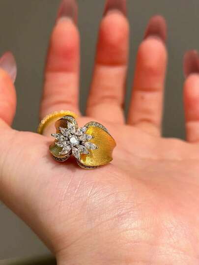 1 pieza Anillo ajustable de estilo elegante del palacio francés vintage chapado en oro de 18K, adecuado para que las mujeres lo usen a diario o en fiestas (Talla 6, 7, 8)