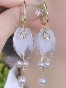 1 Pair Natural Floral Petal & Pearl Elegant Earrings For Women, Suitable For Wedding, Party, Valentine's Day