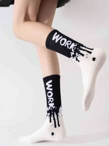 5 Pairs Men's Mixed Color Original Letter Black & White Crew Socks, Suitable For Daily Wear, Great Gift For Family And Friends