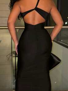 Alexandranx Solid Color Asymmetrical V-Neck Slim Fit Backless Dress Maxi Women Outfit - Black - View 9