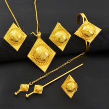 Set de 4 a 6 piezas de joyería de lujo con colores dorados y formas de rombos y cruces de estilo africano y árabe, que incluye aretes, anillos, collar, pulsera, tocado y pasador para el cabello, perfecto como regalo para fiestas, bodas o compromisos de Oriente Medio