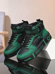 1 Paar Herren Lässig High Top Sportschuhe, weich & bequem Paar Schuhe, zufälliges bedrucktes Modedesign, geeignet für alle Jahreszeiten, 2025 neuer Stil Geschenk für Studenten, Gym 2000er Jahre Stil Valentinstag Ideen