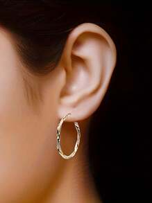 1 Pair Ladies' Elegant Twisted Circular Earrings - Copper Alloy Nickel-Free Electroplated, Minimalist Yet Chic Valentine's Day Fashion Jewelry, Versatile Accessory For All Seasons, Suitable For Daily Wear And Parties