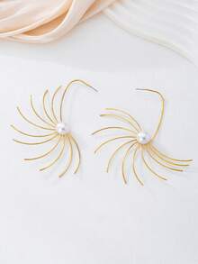 1 Đôi bông tai đính ngọc trai trắng với họa tiết đường kẻ hình học, kiểu dáng tối giản và thời trang, phù hợp cho tiệc tùng, liên hoan và đeo hàng ngày. - Vàng - Xem 6