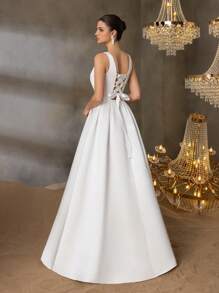 Faeriesty Elegant Satin Square-Neck Tie-Dress With Dramatic Floor-Length Hem | Luxurious Evening Look For Galas, Weddings Or Red Carpet Events, Bridesmaid Dress