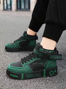 1 Paar Herren Lässig High Top Sportschuhe, weich & bequem Paar Schuhe, zufälliges bedrucktes Modedesign, geeignet für alle Jahreszeiten, 2025 neuer Stil Geschenk für Studenten, Gym 2000er Jahre Stil Valentinstag Ideen