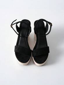 Tropiscape 女士夏季新款沙滩度假休闲舒适透气帆布绳圆头厚底凉鞋，营造度假氛围，放松身心，适合秋季、圣诞节、冬季等各种场合，也是圣诞礼物的理想之选。