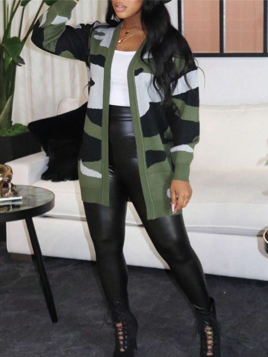 Women's Camo Print Cardigan Sweater Long Sleeve Color Block Loose Fit Autumn/Winter Lightweight Flowy Knitted Cardigan, Women Fall Outfit