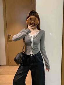 甜美蕾丝与蝴蝶结拼布修身女式上衣，春夏