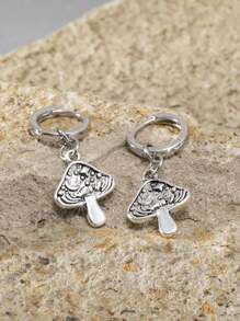 1 Pair Of Vintage Creative Mushroom Shape Pendant Design Women's Drape Style Earrings,Simple And Versatile, Suitable For Daily And Party Wear, Holiday Gifts(No Box)