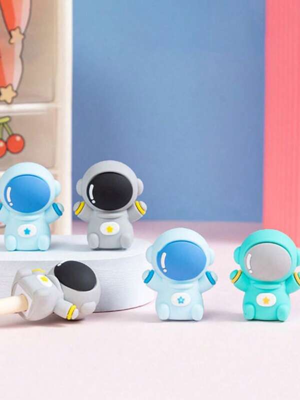 TOCHAIN 1pc/3pcs Random Style Cartoon Astronaut Manual Mini Sharpener, Portable Student Pencil Sharpener, Perfect Gift For Students, Back To School Supplies, Office Supplies