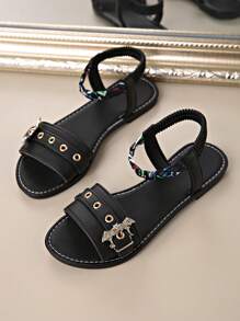 Nuevas sandalias planas informales estilo gótico y punk para mujer de talla grande con diseño de murciélago y araña remachado, sandalias de verano estilo milenio casual para exterior