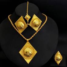Set de 4 a 6 piezas de joyería de lujo con colores dorados y formas de rombos y cruces de estilo africano y árabe, que incluye aretes, anillos, collar, pulsera, tocado y pasador para el cabello, perfecto como regalo para fiestas, bodas o compromisos de Oriente Medio