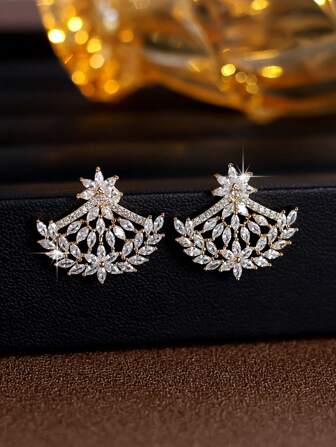 1 Pair Elegant Floral Fan Shaped Fashion Earrings For Women, Suitable For Daily, Date And Party Wear