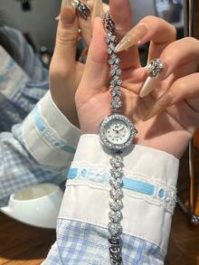 jw 1 Piece Women's Rose Gold Simple Alloy Bracelet , Exquisite Round Dial, Casual And Exquisite Highly Attractive Women's Watches Rhinestone Dial, Women's Fashion Bracelet Watches, Luxury Quartz Watches Suitable For Daily Decorations, Wear And Party Commuting Trip