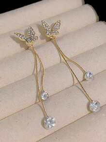 1 paire de boucles d'oreilles papillon en strass élégantes et mignonnes avec des pompons détachables, convient pour le port quotidien et les sorties des femmes