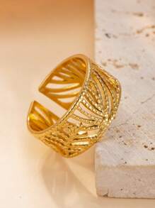 Women's Gold Ring Hollow Leaf Shape Stainless Steel 18k Gold-Plated Elegant And Retro Style Women's Jewelry Summer Vacation Daily Wear