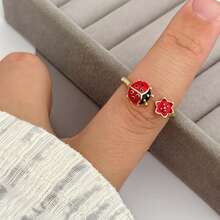 Anelli aperti a forma di simpatici coccinelle rosse in stili assortiti, anelli adorabili da donna adatti per uso quotidiano o come regali per festival