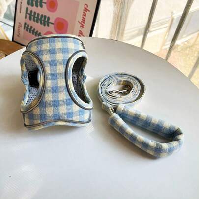 Arnés y correa de cobertura completa para perros, arnés y correa de estilo chaleco respirable de verano para perros medianos y pequeños como Corgi y Pomerania, arnés y correa de perro cómodo y ajustable para Poodle y Chihuahua para caminar al aire libre