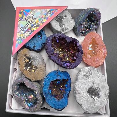 9件天然水晶石疗愈能量石英晶洞玛瑙簇原石套装，电镀玛瑙晶洞彩色不对称空心岩石散装标本矿物教育展示礼品送朋友