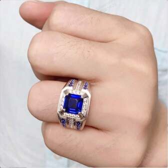 Bague carrée CZ à la mode pour hommes - de haute qualité, durable, polyvalente, convenant aux tenues de soirée et à toutes les occasions