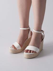 Tropiscape 女士夏季沙滩度假风休闲透气亚麻绳圆头厚底凉鞋，营造度假氛围，放松身心，适合秋季、圣诞节、冬季等各种场合，也是圣诞礼物的理想之选。 - 白色 - 查看 3