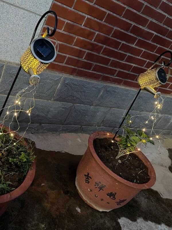 2pcs Solar Watering Can With Light, Large Hanging Solar Waterfall Light Waterproof, Metal Solar Waterfall Light, Garden Decor, Suitable For Patio Porch Lawn Backyard Landscape Path Exposed Outdoor Garden Gift, Outdoor Decor, Solar Outdoor Light
