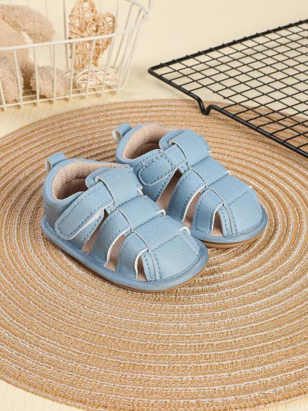 1 paire de sandales d'été respirantes décontractées pour tout-petits, en PU de couleur unie avec design à boucle et scratchs