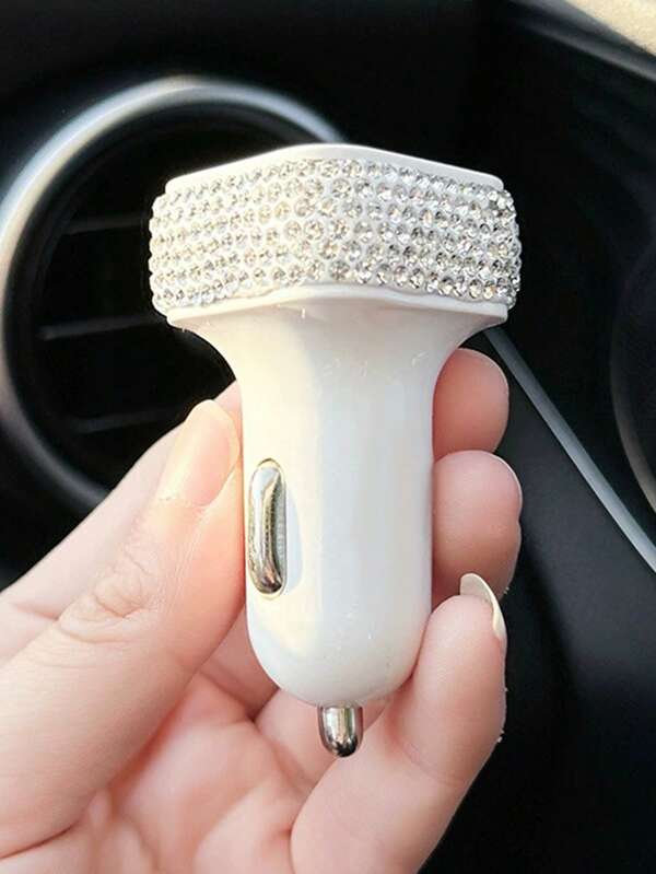 2 Ports Car Charger Fast Charging PD QC2.0 USB C Car Phone Charger Type C Adapter In Car,Rhinestones Decorative Degisn Car Charger,Compatible With IPhone,Compatible With Samsung, Vivo,Car Charger Gifts,Charging Accessories Set,Car Charger Gifts