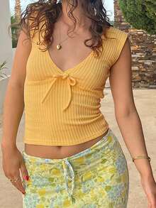 Cutenova Women Spring/Summer New Solid Color Crew Neck Sleeveless Vertical Striped Textured Tight Fit Tank Top - Yellow - View 7