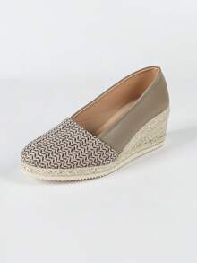 Zapatos de plataforma con cuña, nueva colección 2025, de punta redonda, tejido, deslizamiento, tacón alto, de lino, planos, de estilo de vacaciones cómodos y de moda - Caqui - Ver 10