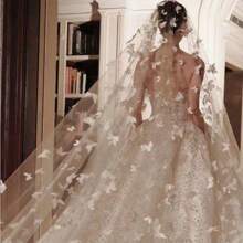 Luxuriöser Brautschleier mit Perlen & 3D Schmetterlingen, elegantes großes Schwanzdesign für Hochzeiten