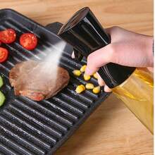 1 件塑料食用油喷雾器，油雾瓶，橄榄油喷雾瓶带盖，适用于厨房、煎炸、沙拉、烧烤