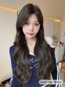 alicegarden 1 片人造耐热卷发，自然波浪分缝假发，棕色 28 英寸，日常自然使用顺滑逼真假发 - 棕色 - 查看 2