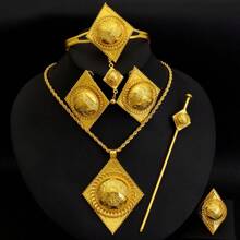 Set de 4 a 6 piezas de joyería de lujo con colores dorados y formas de rombos y cruces de estilo africano y árabe, que incluye aretes, anillos, collar, pulsera, tocado y pasador para el cabello, perfecto como regalo para fiestas, bodas o compromisos de Oriente Medio