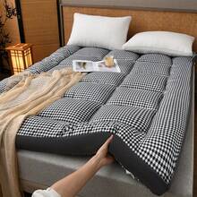 Outdoor-Ready Foldable Mattress - Water-Resistant Floor Mat For Camping, Beach & Spare Guest Bed - Black - View 1