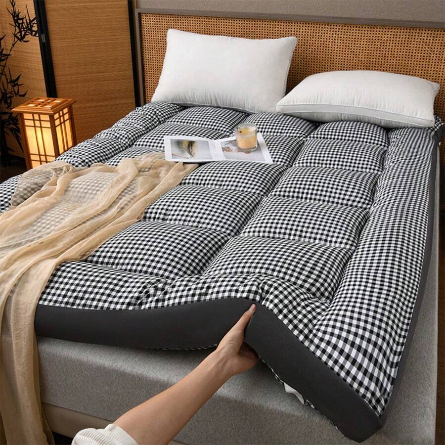 Outdoor-Ready Foldable Mattress - Water-Resistant Floor Mat For Camping, Beach & Spare Guest Bed - Black - View 1