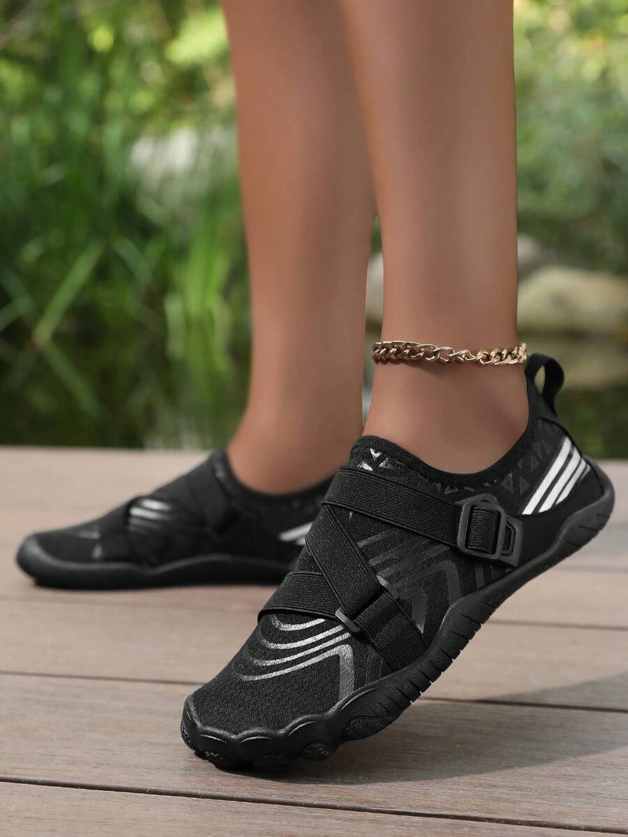 Stylische Wasserschuhe für Damen – schnelltrocknend und leicht für Strand, Bootfahren, Surfen, Pool-Party – Design