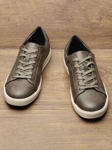 Zapatos clásicos retro de skate para hombres, con suela de goma, cómodos tenis planos deportivos para uso diario y transporte del estudiante