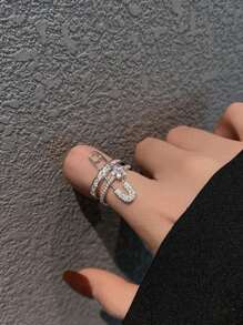 1pc Rhinestone Opening Adjustable Ear Clip Copper Personalized Pin Ring Design Five-Pointed Star Ear Clip
