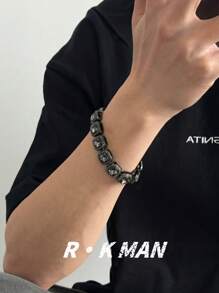 1pc Fashion Gun Shaped Alloy Square Pendant Necklace & Bracelet Jewelry Set For Men, Sophisticated Hiphop Accessories Suitable For Daily Wear